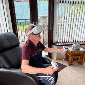 Martin seeing Slain's Castle model for the first time